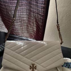 Tory Burch Ivory Shoulder bag