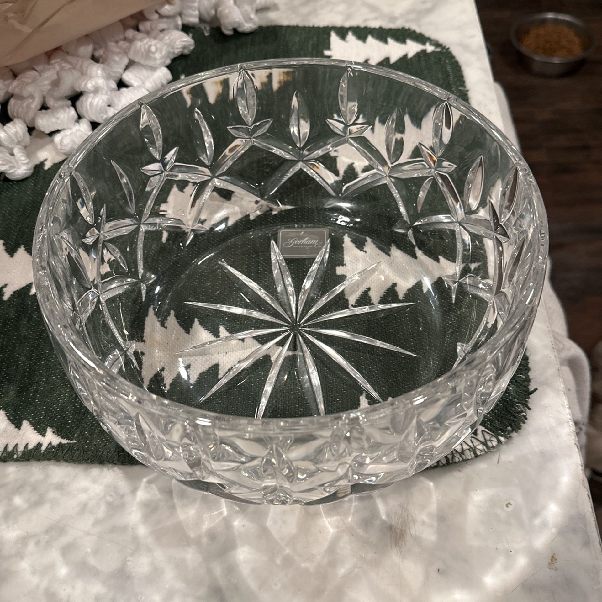 New Gotham Lady Anne 9” Salad Bowl