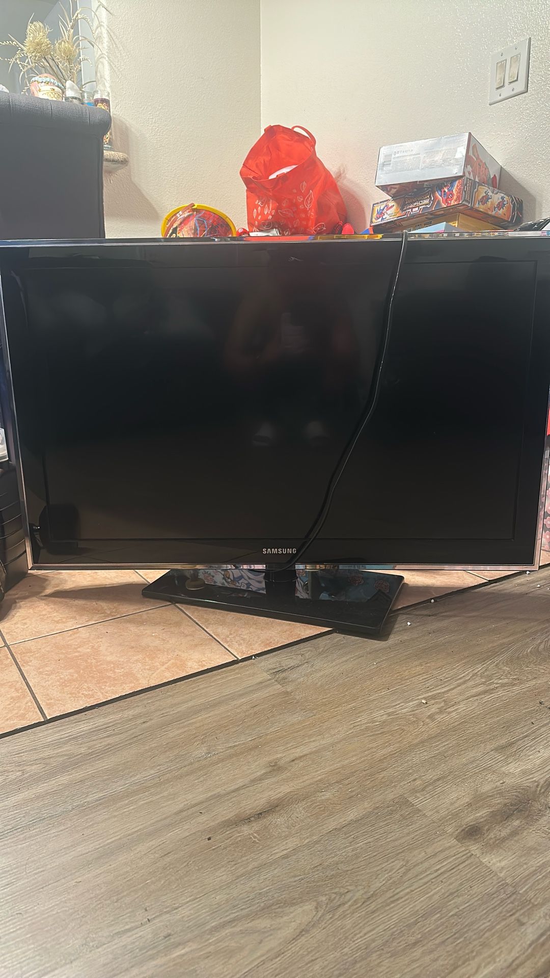 Samsung 40 inch Class HDTV (1080p) LCD TV (ln40d550)