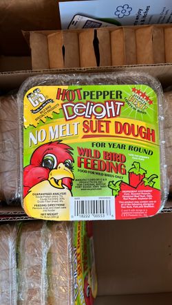 Hot Pepper Suet 17 bricks
