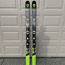 Skis Size 179