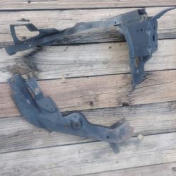  Radiator Support Passenger (2014 Cadillac Srx)