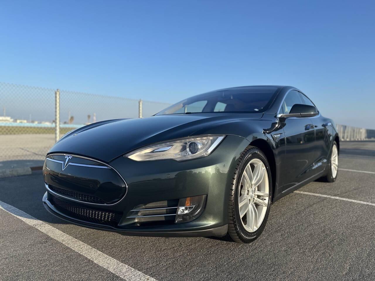 2013 Tesla Model S
