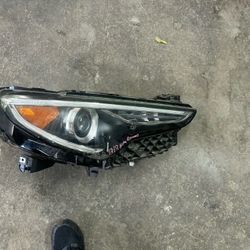 2017-19 ALFA ROMEO STELVIO RH HEADLIGHT FULL LED OEM 