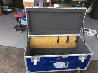 Travel boxes/ roadie boxes