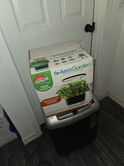 AeroGarden inhome garden system