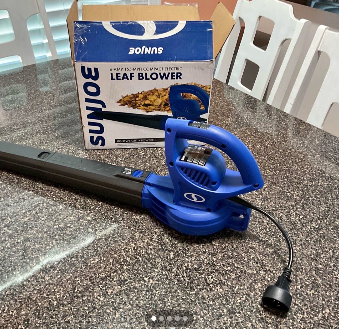 Leaf blower