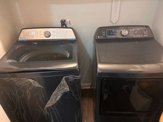2021 lg washer/ dryer