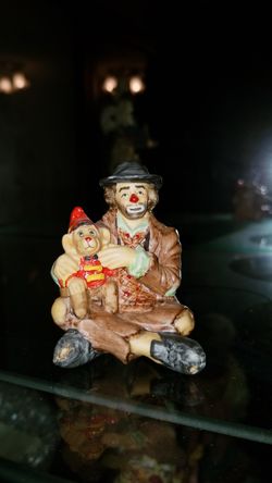 VINTAGE EMMETT KELLY JR FIGURINE
