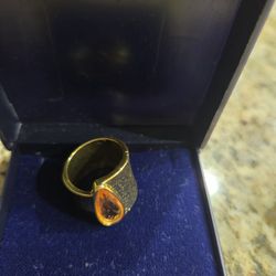 Beautiful Teardrop Statement Ring  Size 6