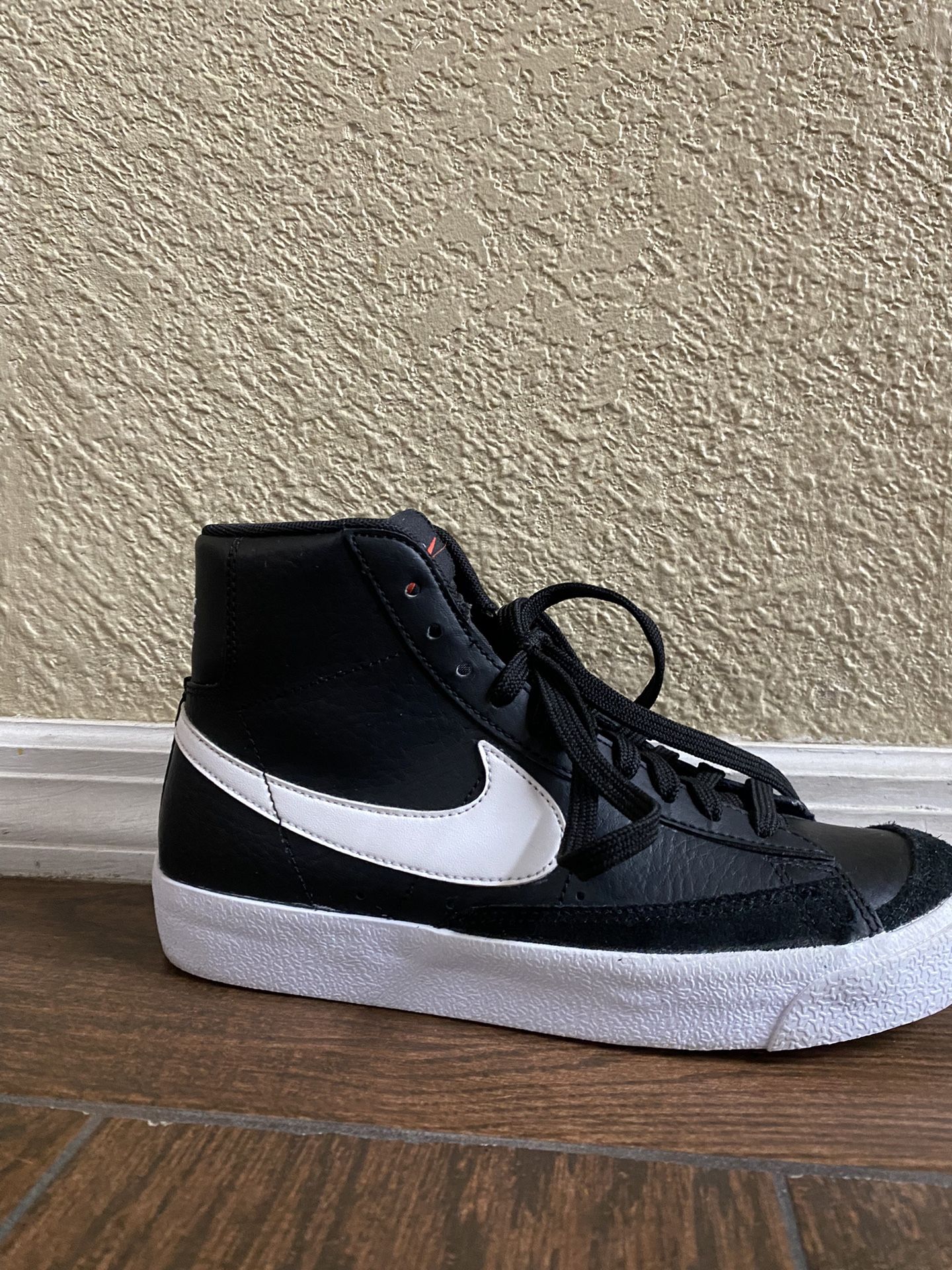 Nike Blazer mid Size Boys
