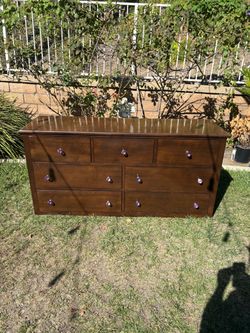 Dark Wood 7-Drawer Dresser