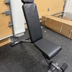 Adjustable Weight Bench (Incline/Flat)