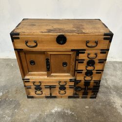 Japanese Chest (Tansu) 