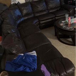 Natuzzi leather sofa. Price Including Delivery 