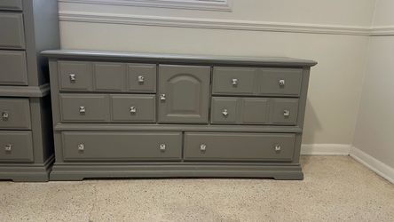 Dressers grises en excelente estado