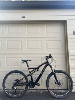 Specialized Stumpjumper FSR Comp Full-Suspension Mountain Bike – Medium Frame Trail Bicycle
