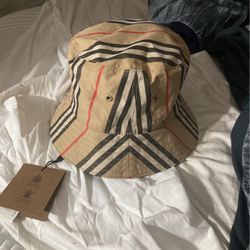 Burberry Hat 