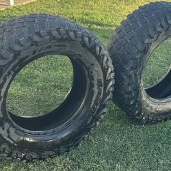 37x12.50 BF Goodrich Mud Terrain KM3 $40