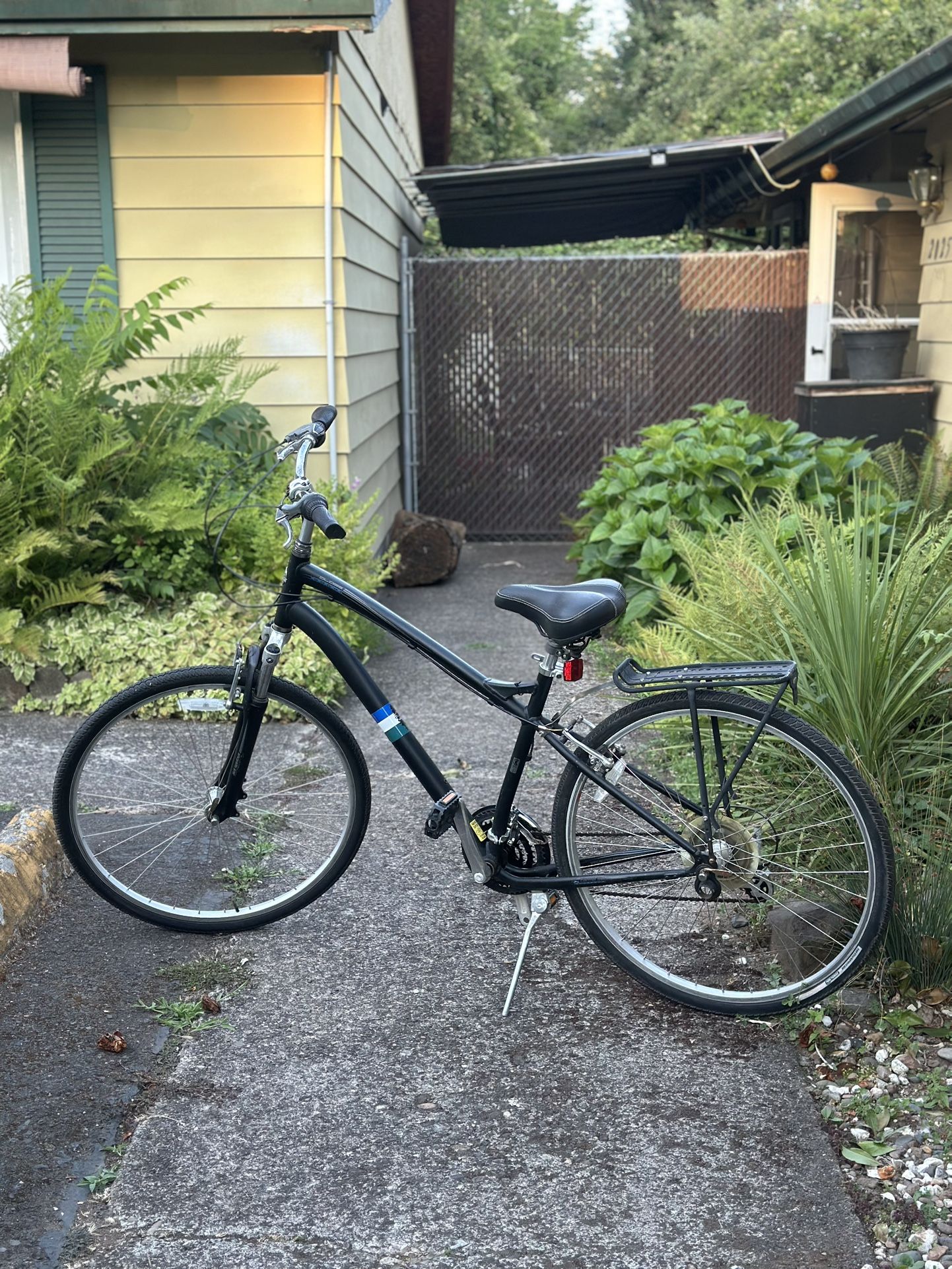 Hybrid Bike – Great Condition