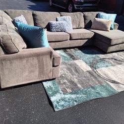 Oversized U Shaped Sectional 