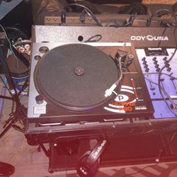 Pyle PL TTB1 DJ Turntable