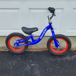 Kids balance bike