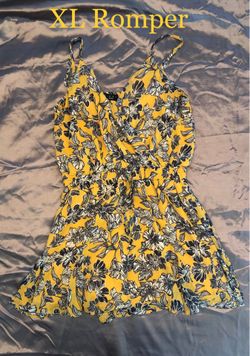 XL ROMPER