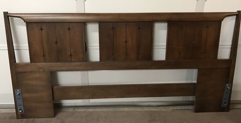 Broyhill on sale saga headboard