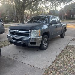 09 Silverado Crew Cab Lt