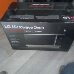 LG Microwave Oven 1.8 CU Ft 1000 Watt