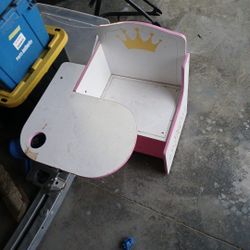 Toddler Desk 