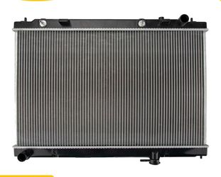 Infiniti M35 radiator