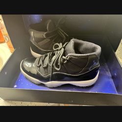 Jordan 11 Space Jam