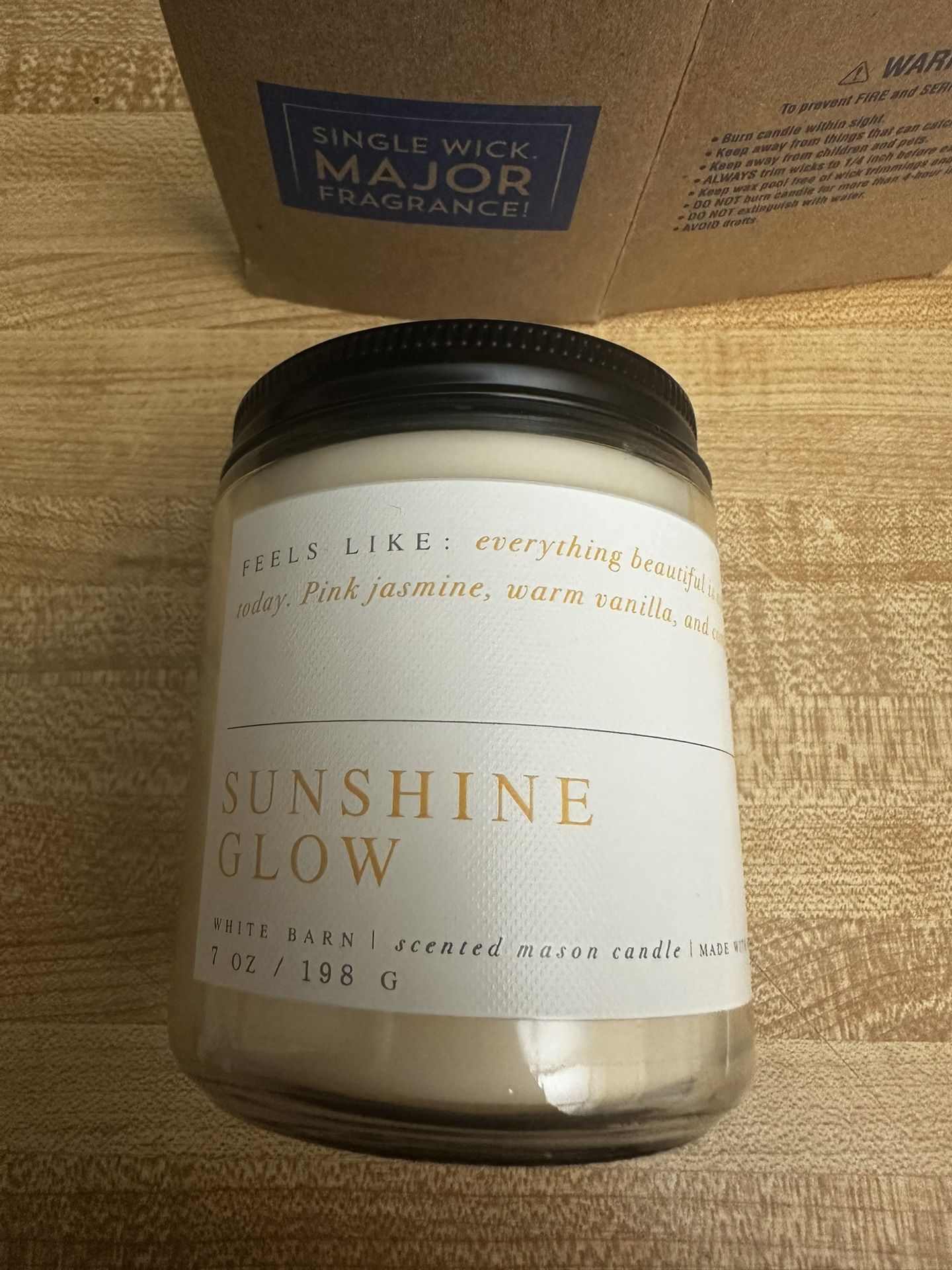 Bath & Body Works Sunshine Glow Scented Candle 7onz