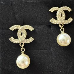 Gorgeous Earrings 