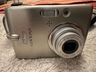 Nikon coolpix L11