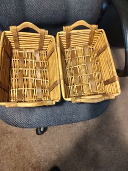 Wooden/Wicker Baskets W/Handles