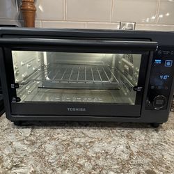 Toshiba Toaster Oven / Air fryer