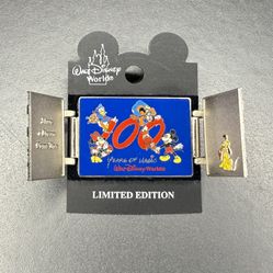 AUTHENTIC DISNEY 2000 YEAR CHARACTER FAB 4 MINI PIN SET RETIRED