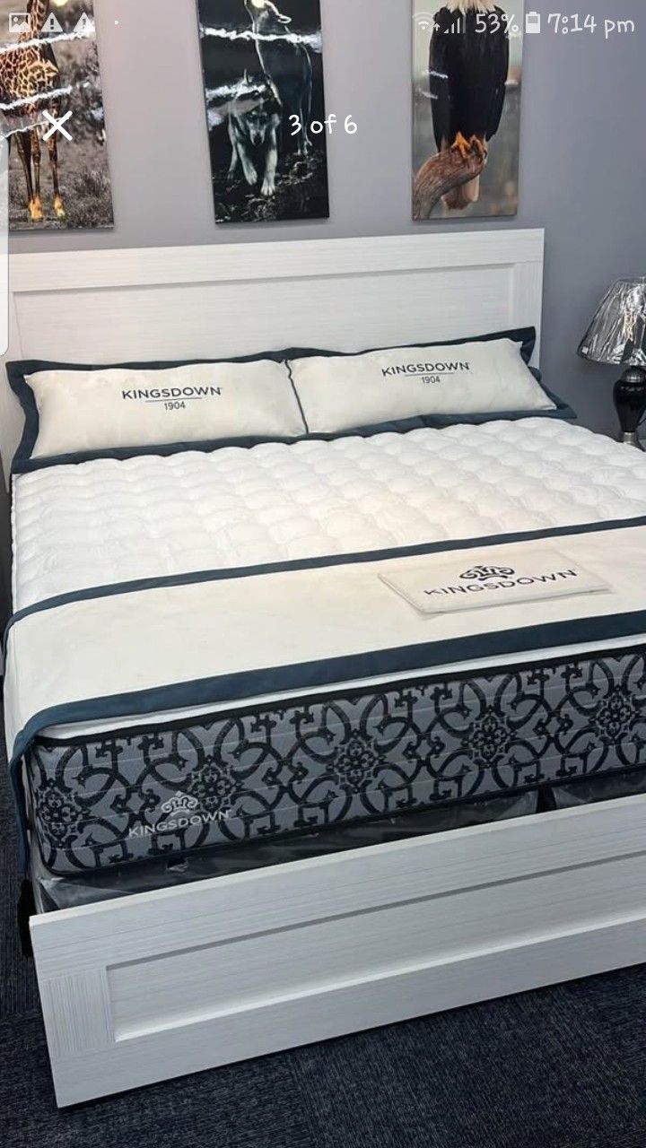 New 5pcs Of Queen / King White Bedroom Set Are Available With Free Delivery