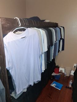 Lot of Men's Crew Neck T-Shirts