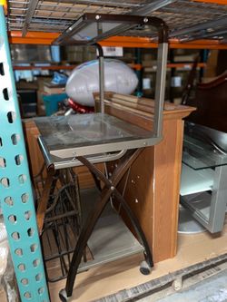 Computer desk