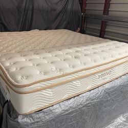 Saatva Classic King Mattress | Luxury Firm, Eco-Friendly  $580