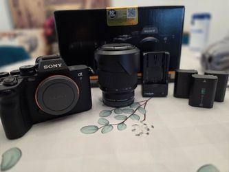 (PRICE NEGOTIABLE) Sony Alpha a7 iv  Mirrorless Camera with Lens and Accessories