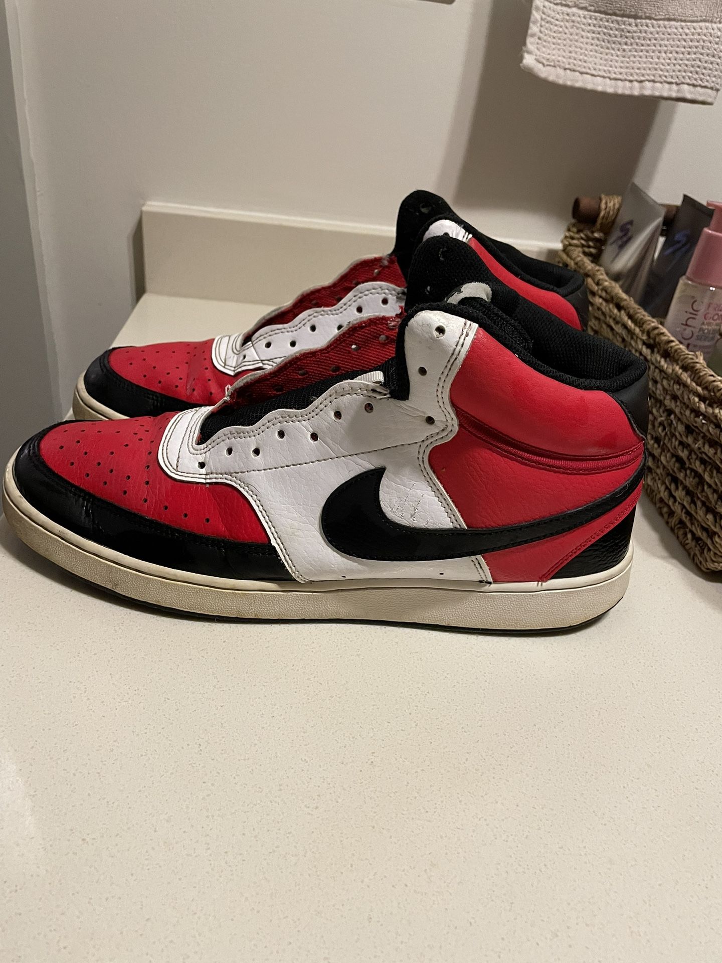 Nike , Shoes , Snickers, Tennis Shoes