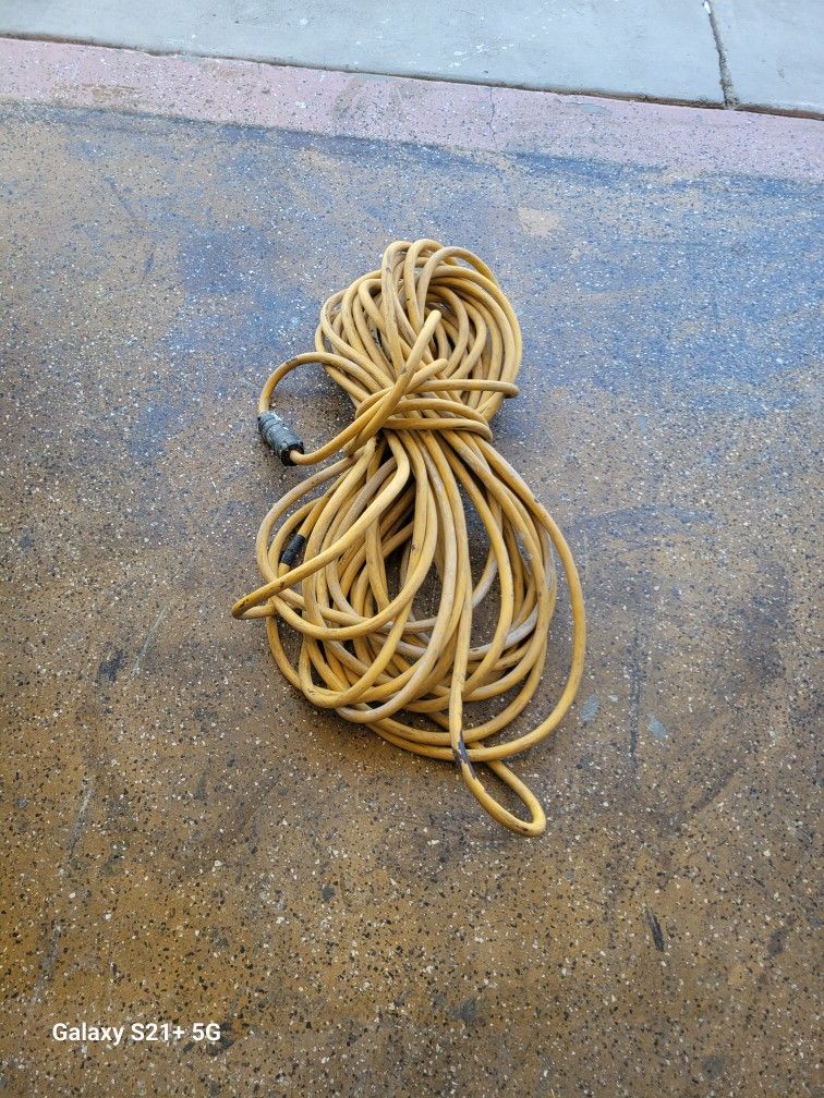 Extension Cord 100ft