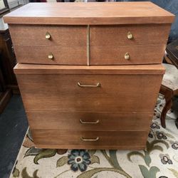 Mid-Century Modern 6-Drawer Dresser with Brass Pulls