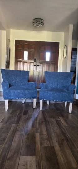 Set of 2 Blue Wingback Accent Chairs