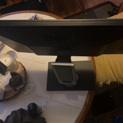 Dell REV A00 Monitor